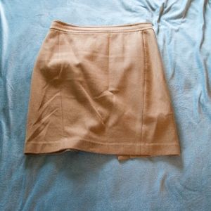 LOFT Beige Ponte Skirt. EUC